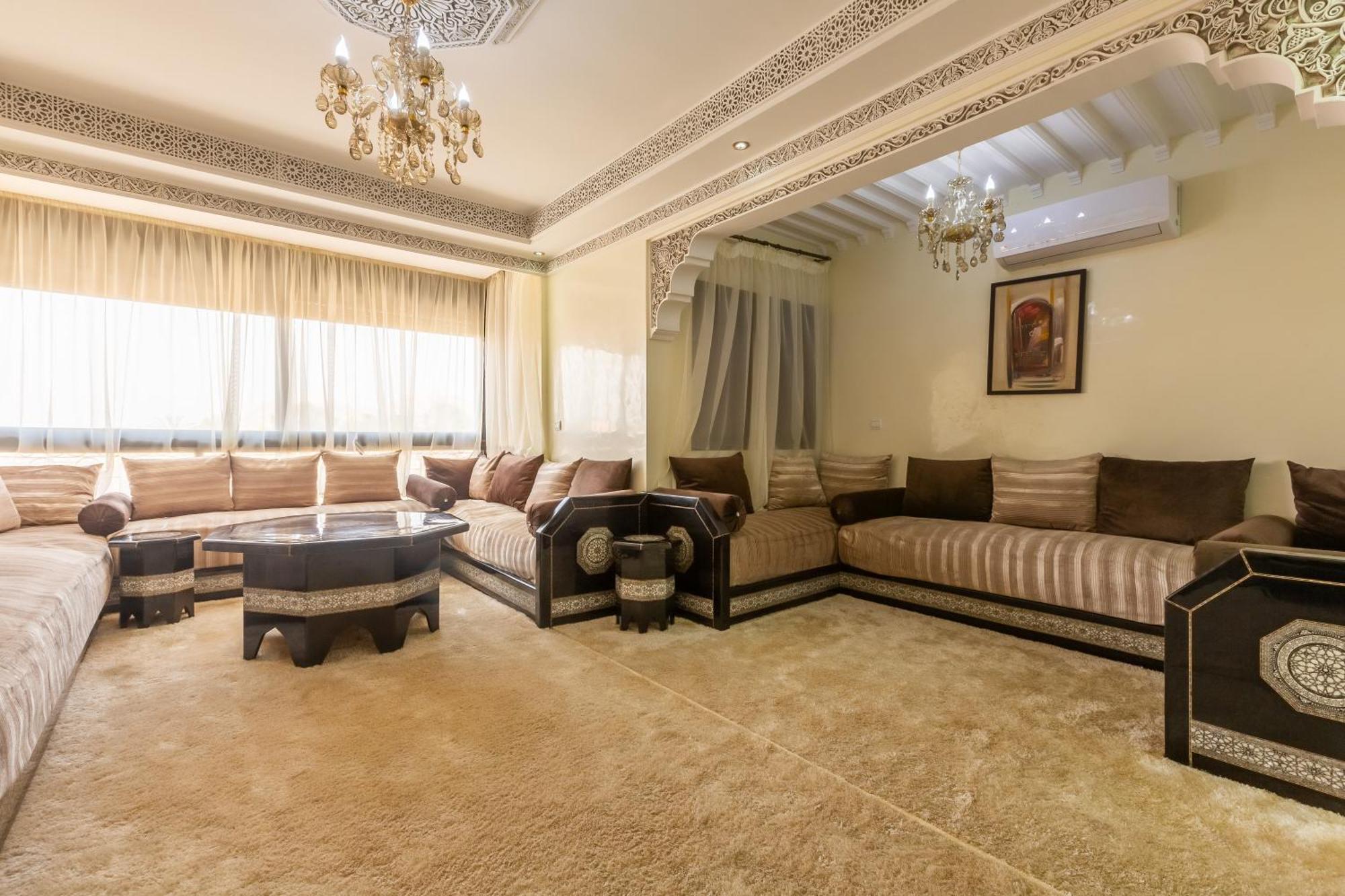 Raffine Au Centre Apartment *